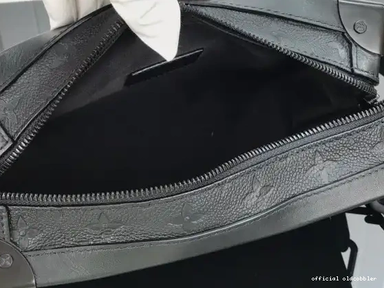 Official oldcobbler BOX VUITTON LOUIS 0604